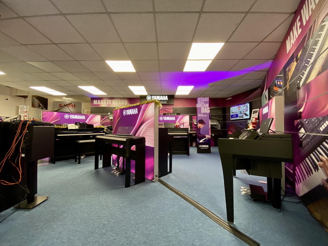 Yamaha instruments displayed inside the Keysound showroom
