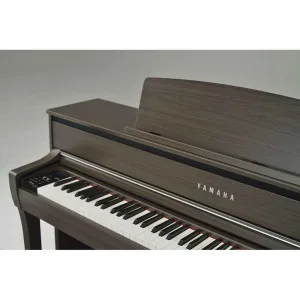 Thumbnail 4 of Yamaha CLP675 Digital Piano