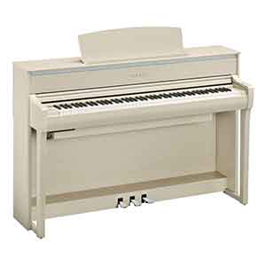 Yamaha CLP675 Digital Piano in White Ash