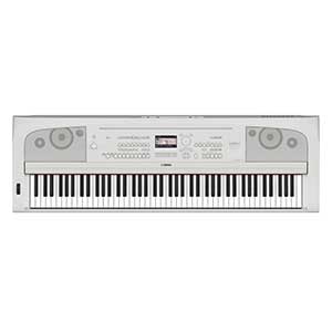 Yamaha DGX670 Digital Piano in White  title=