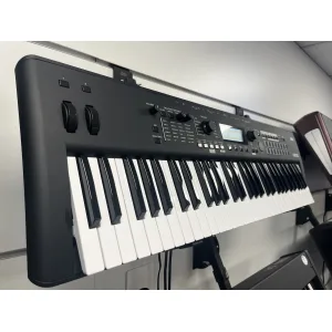 Thumbnail 2 of Korg Pre-Owned Kross 61 Key Music Workstation