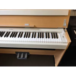 Thumbnail 4 of Yamaha YDPS30 Digital Piano