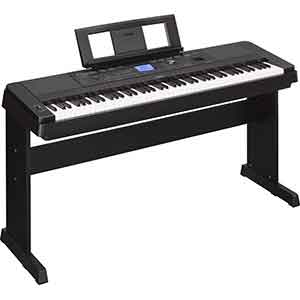 Yamaha DGX660 Digital Piano in Black  title=